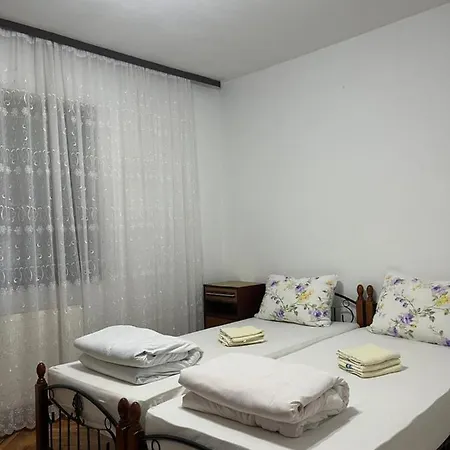 Subotic Apartamento