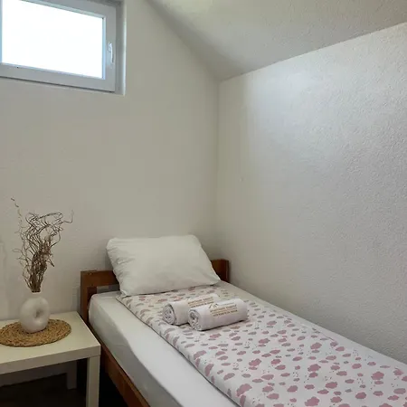 Subotic Apartamento *