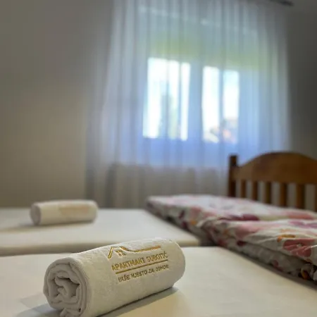 Subotic Apartamento